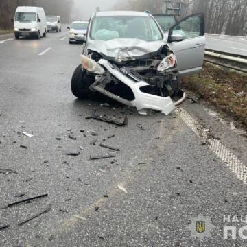 У Вінницькому районі сталася аварія: постраждали троє осіб, зокрема дитина