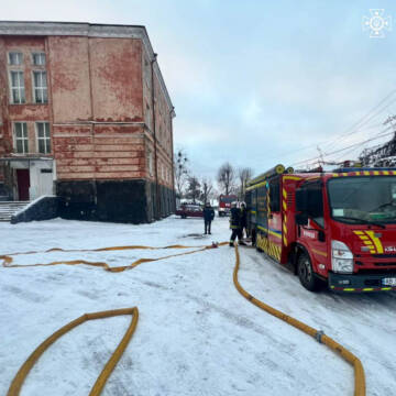 У Вінниці евакуювали 600 дітей через пожежу в ліцеї