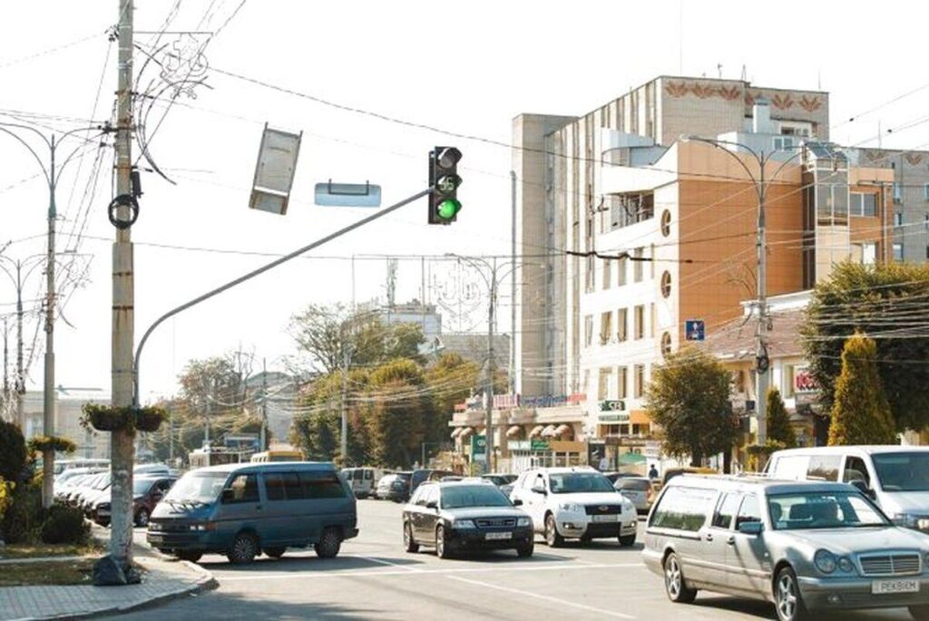 У Вінниці 17 перехресть освітлюються навіть під час відключення світла