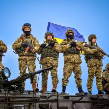 Привітання з Днем сухопутних військ України – красиві слова для захисників