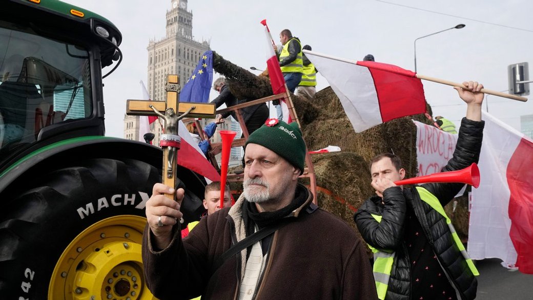 Польські фермери анонсували страйк у Варшаві: чого вимагатимуть від влади