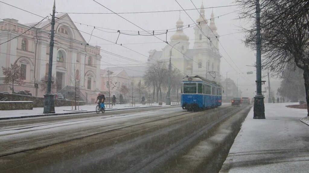 У Вінниці тимчасово відключать воду та електроенергію на низці вулиць: перелік адрес