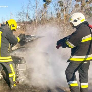 За добу на Вінниччині згоріли дві автівки