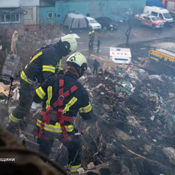 Наслідки обстрілу у Полтаві: 14 загиблих, серед них 2 дітей