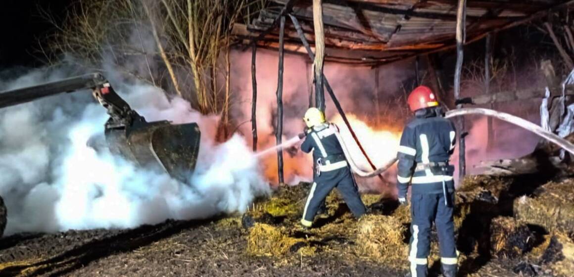 Вісім пожеж за добу: на Вінниччині горіли будинки та господарчі споруди