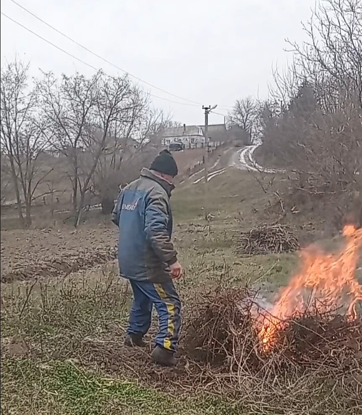 Понад 3000 гривень штрафу за спалювання сухих рослин