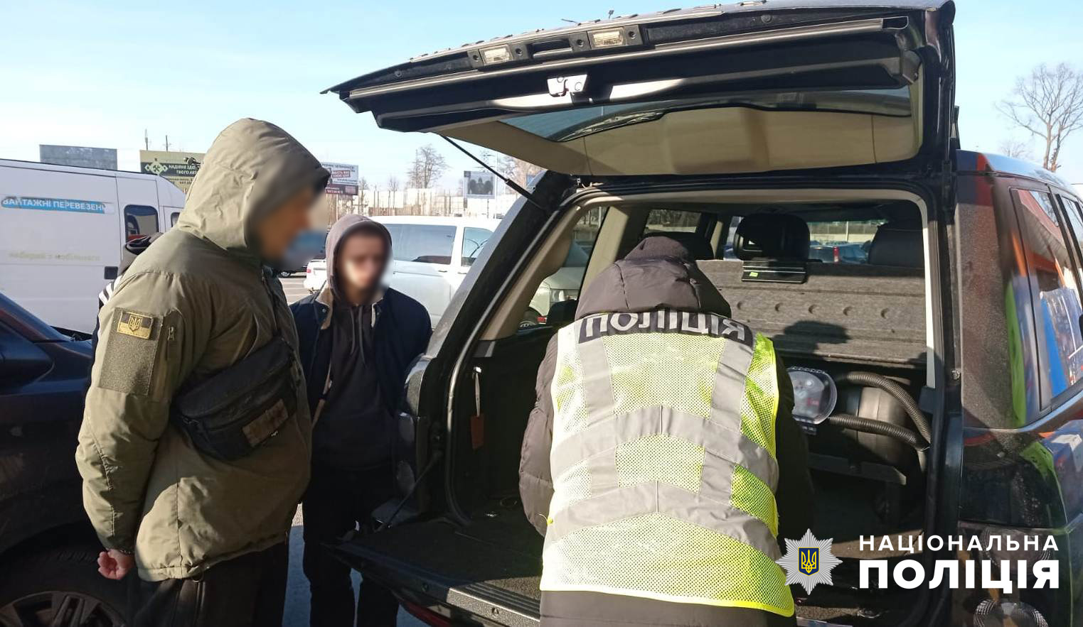 У Вінниці затримали чоловіка, який сприяв чоловікам незаконно виїхати з України