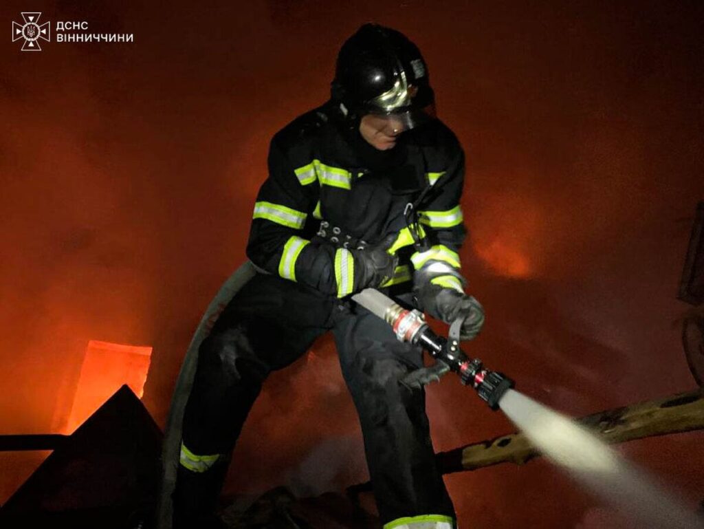 У Вінниці горів житловий будинок на П’ятничанах