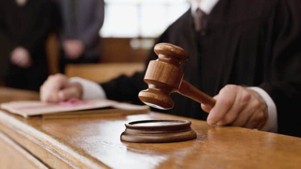 Жахливе вбивство у Тиврівській громаді: суд виніс вирок чоловіку, що зарізав жінку