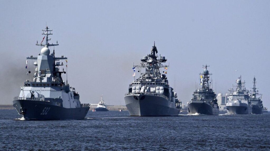 Трамп продовжив на рік заборону на вхід суден рф до портів США
