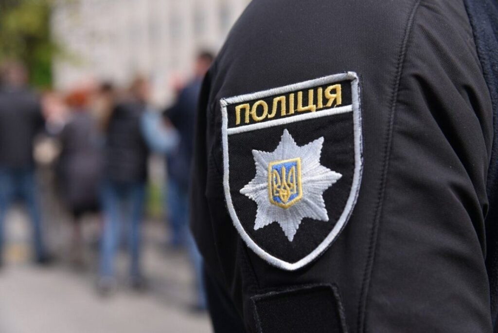 Поліція відкрила провадження через перешкоджання слідчим діям у Глухівцях