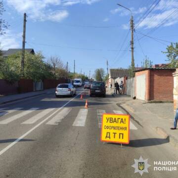 У Вінниці жінка потрапила під колеса: поліція розслідує обставини ДТП