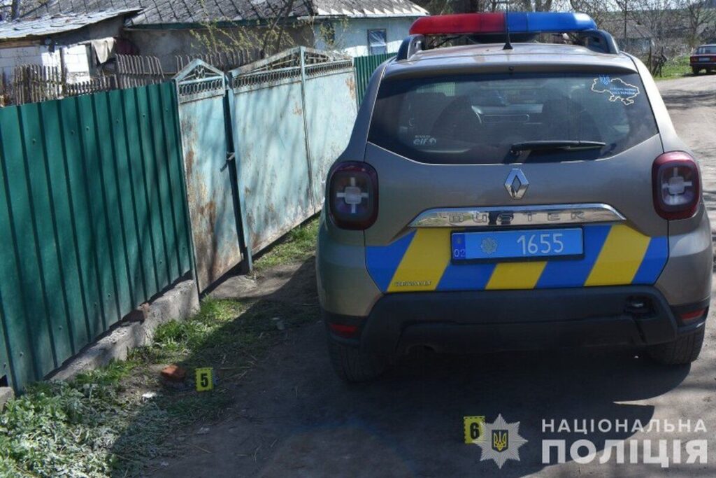 На Вінниччині затримали раніше судимих чоловіків, які кидались із сокирами на правоохоронців