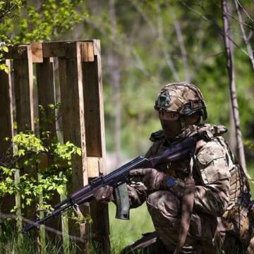 На фронті за добу відбулося 171 боєзіткнення, армія рф втратила 1270 військових