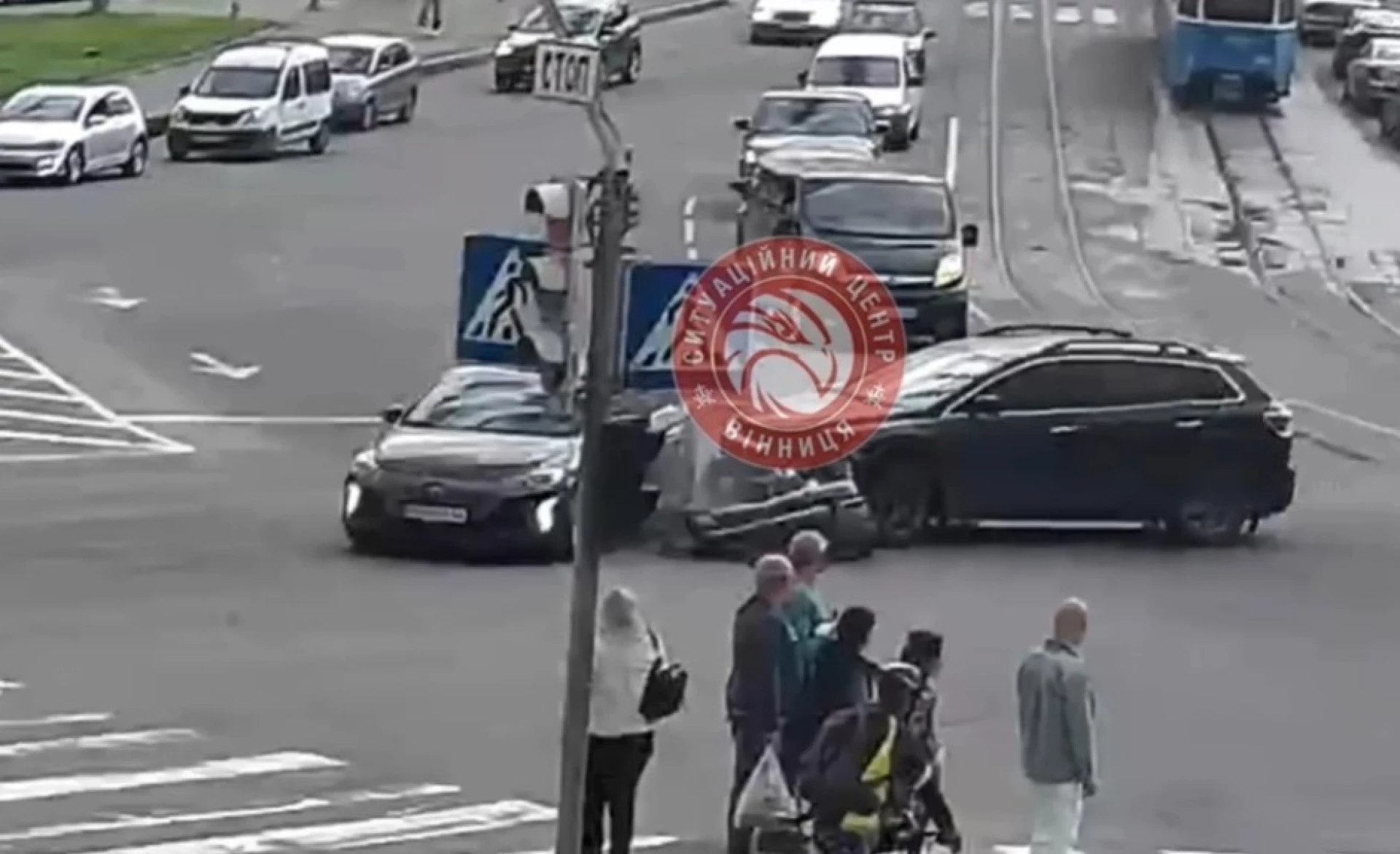 У центрі Вінниці зіткнулися Mazda і Hyundai: постраждала пасажирка