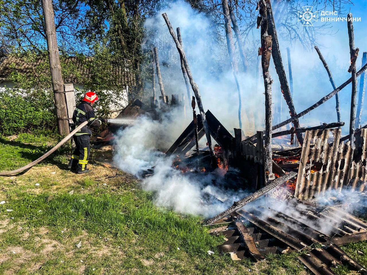 На Вінниччині за добу сталося 18 пожеж: одна людина загинула, знищено понад 7 га екосистем