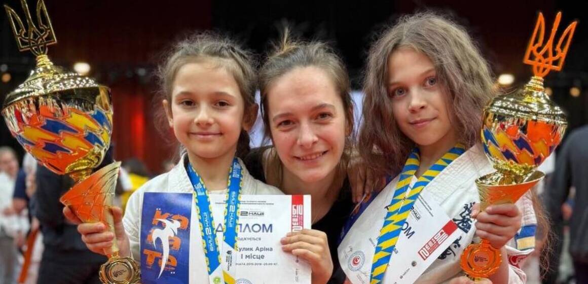 Спортсменки з Ладижина вибороли золото та бронзу на чемпіонаті України