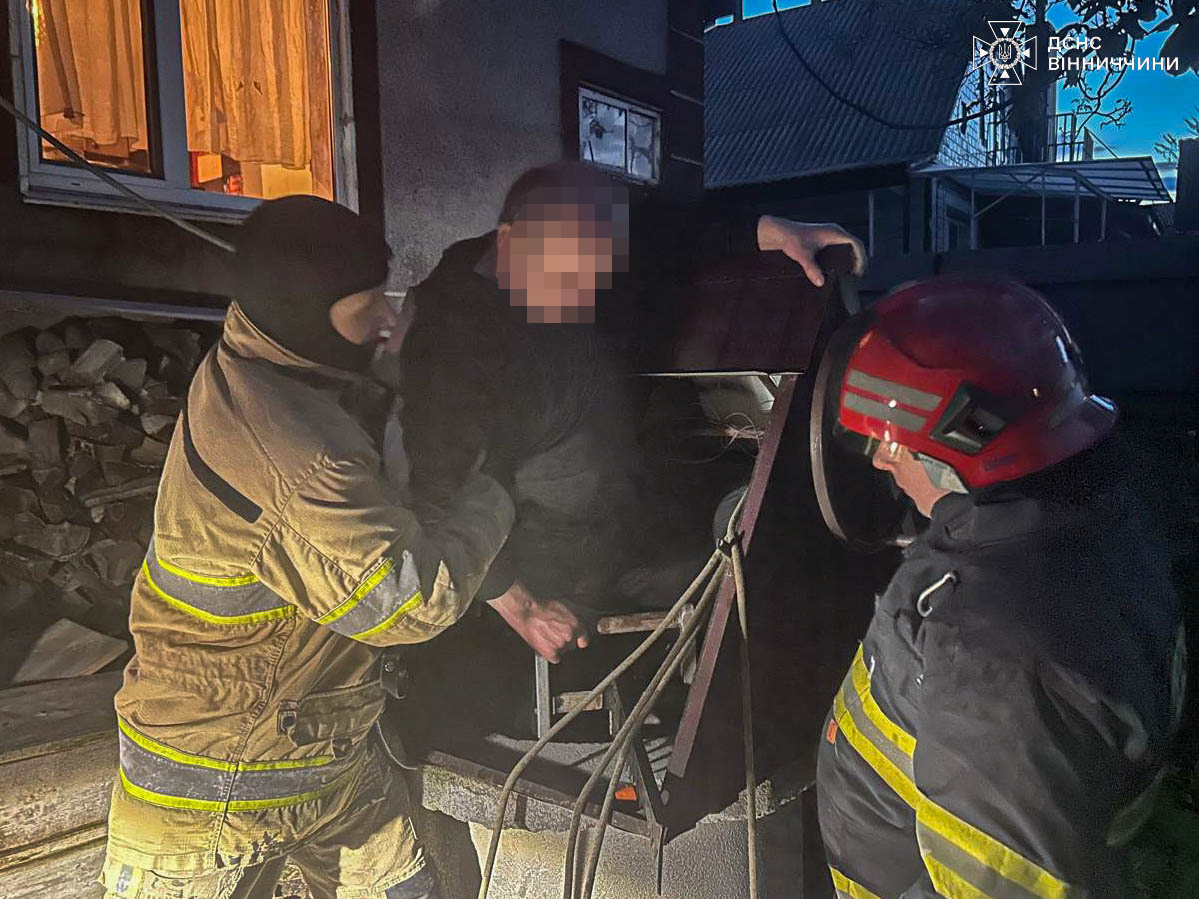 У Гнівані чоловік дивом вижив після падіння в колодязь