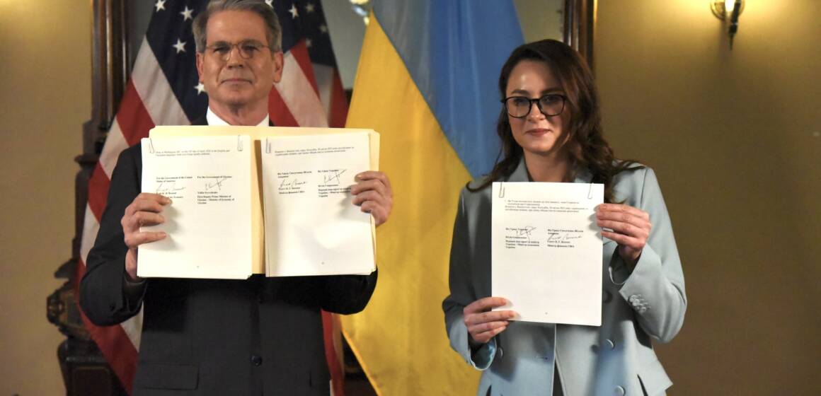 Україна і США підписали стратегічну Угоду про корисні копалини
