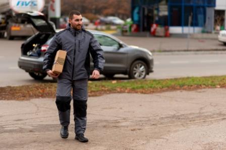 Український літній спецодяг: рішення для різних галузей від бренду БРЕВІ