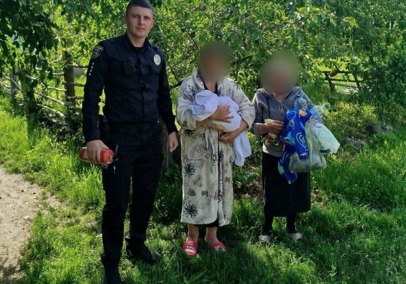 На Вінниччині поліцейський допоміг врятувати житло від пожежі