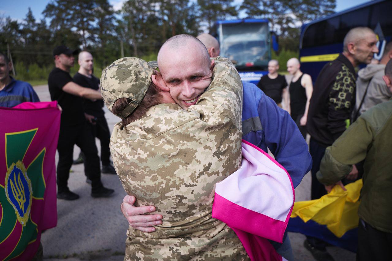 Додому повернулися 17 вінничан: серед звільнених — захисники Маріуполя, Донеччини й Запоріжжя