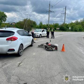 Поліцейські розслідують обставини двох аварій у Вінницькому районі