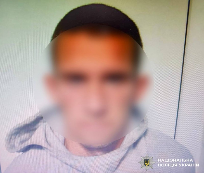 У Шаргороді чоловік побив знайомого під час застілля: потерпілий у лікарні