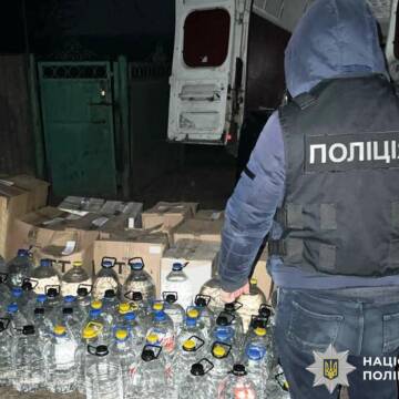 На Вінниччині викрили злочинну групу з виробництва алкоголю та сигарет