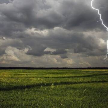 У Вінниці та області попереджають про грози