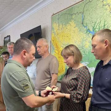 На Вінниччині вручили нагороду батькам загиблого захисника Радіона Михайлюка
