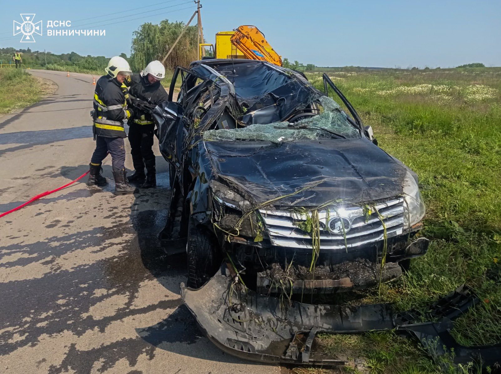 На Вінниччині авто злетіло з мосту в річку: загинули двоє пасажирів