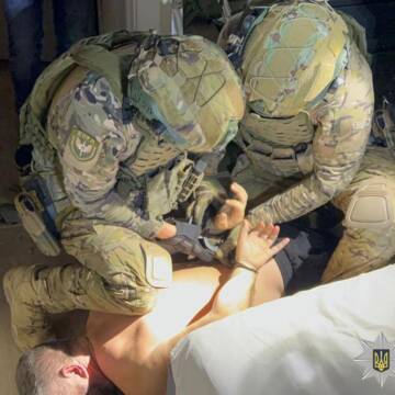 Суд обрав запобіжний захід експоліцейському, який у Вінниці серед білого дня відкрив стрілянину