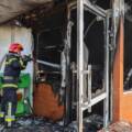 Пожежа на зупинці «Політехнічна» у Вінниці: рятувальники запобігли поширенню вогню (Фото)