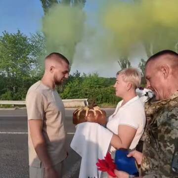 На Вінниччині зустріли прикордонника Владислава Денисюка, звільненого з російського полону