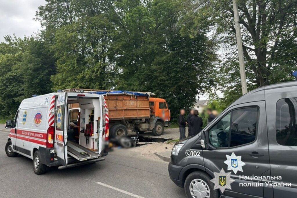 У Вінниці внаслідок ДТП загинув мотоцикліст