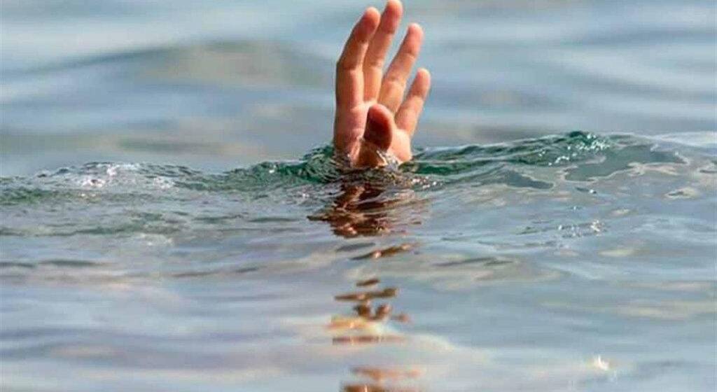 Смерть у Південному Бузі: рятувальники дістали з води тіло жінки