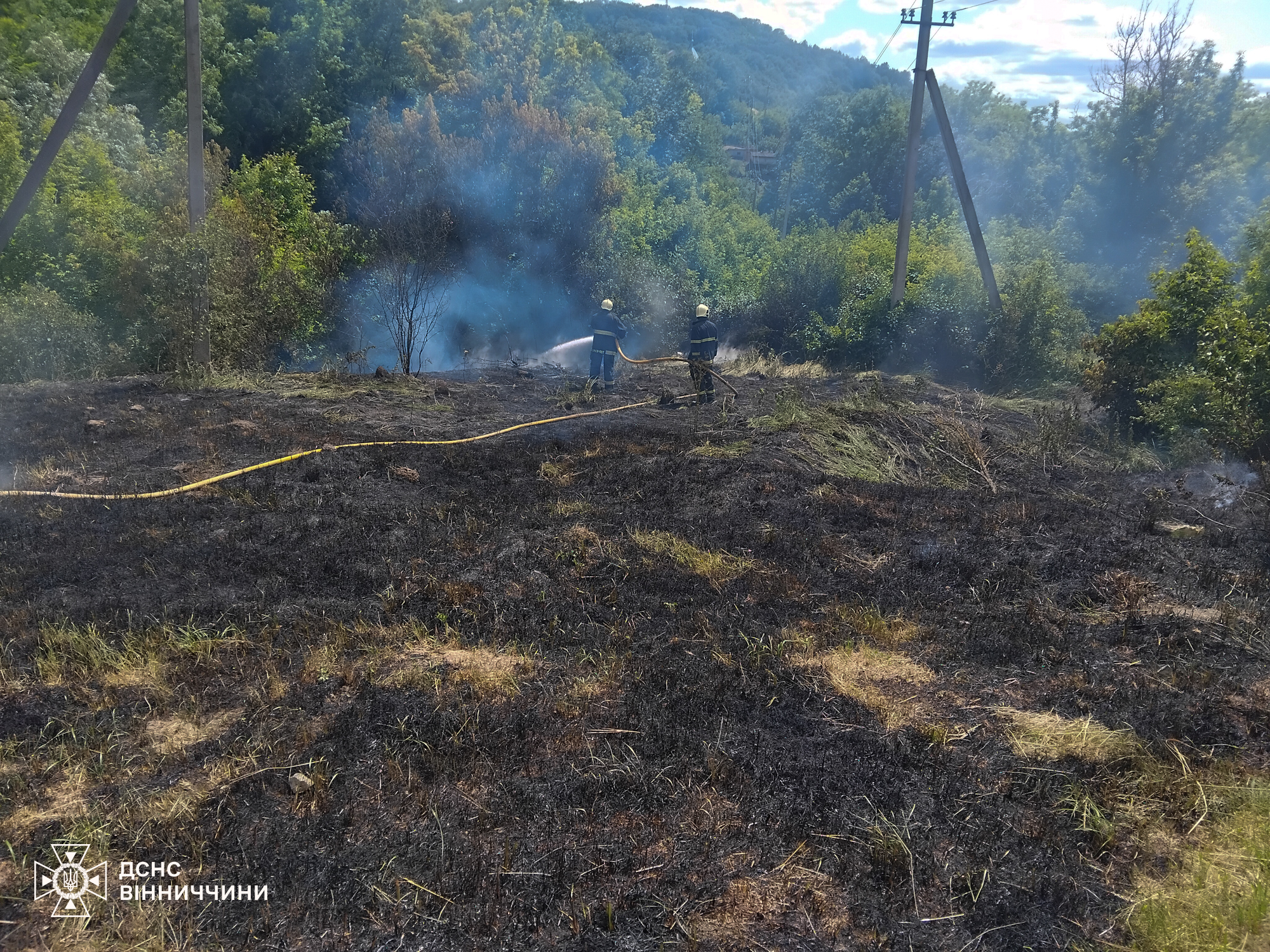 Полум’яна доба: на Вінниччині спалахнуло 13 пожеж