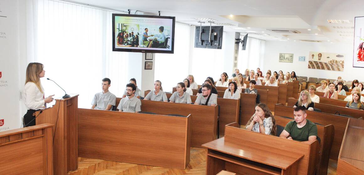 У Вінниці провели тренінг з етичного спілкування та безбар’єрності