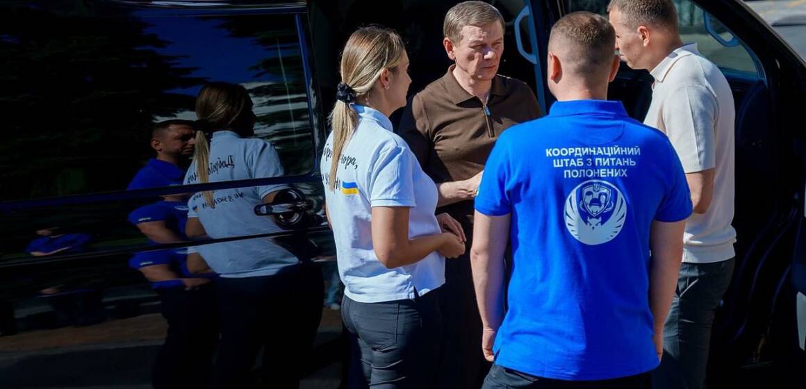 Міжрегіональний координаційний гуманітарний штаб передав авто Координаційному штабу з питань поводження з військовополоненими