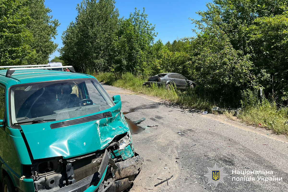 На Вінниччині внаслідок аварії постраждали жінка та дитина