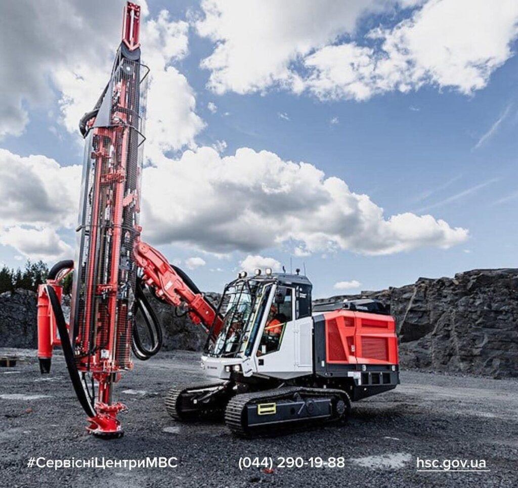 На Вінниччині вперше зареєстрували гірничу спецтехніку SANDVIK