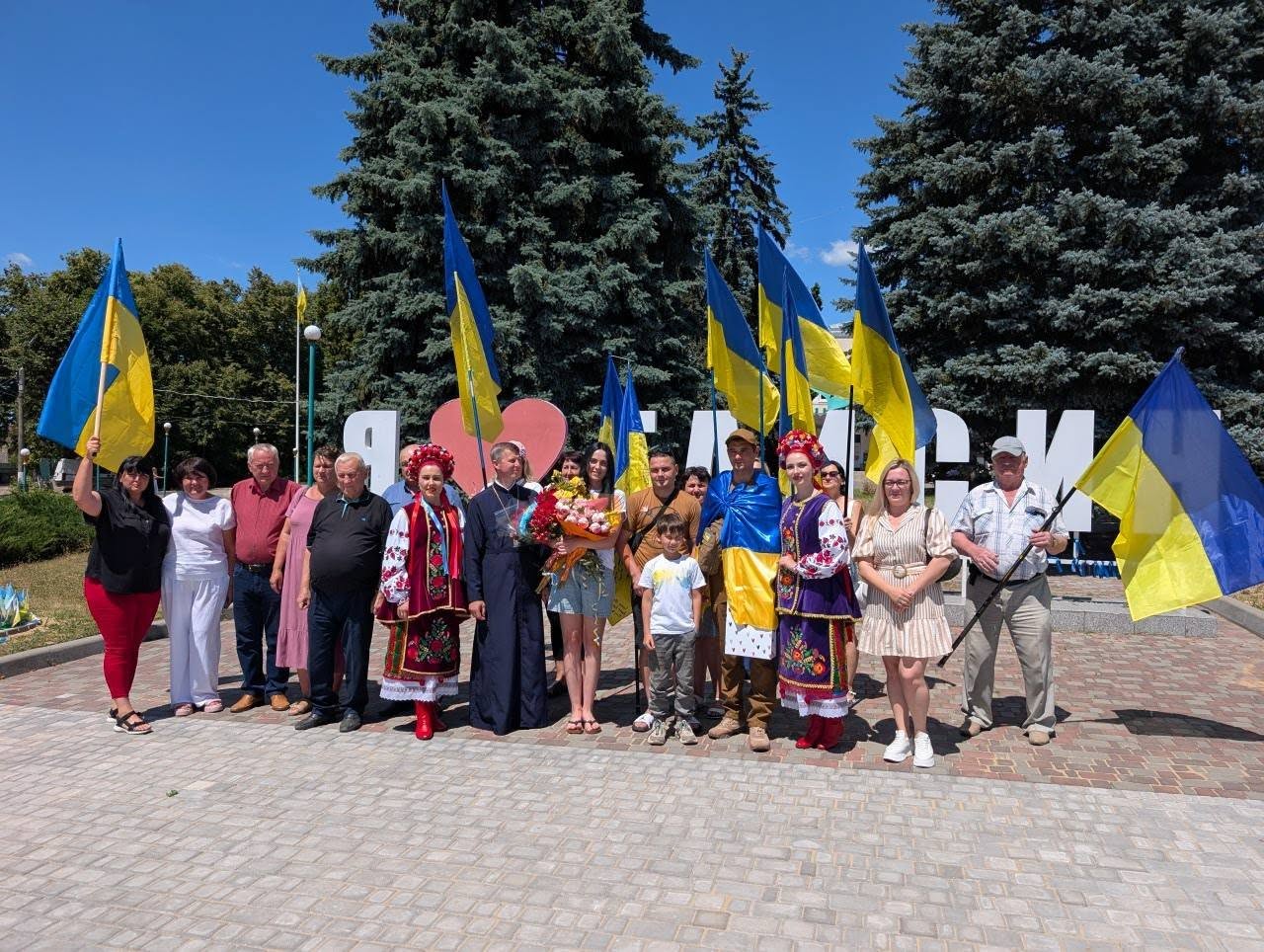 Захисника Ярослава Соколова зустріли на Вінниччині після повернення з полону