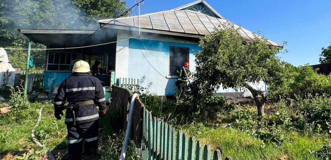 На Вінниччині під час пожежі ледь не загинула людина