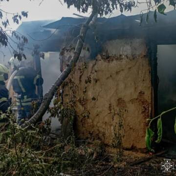 За минулу добу рятувальники ліквідували шість пожеж