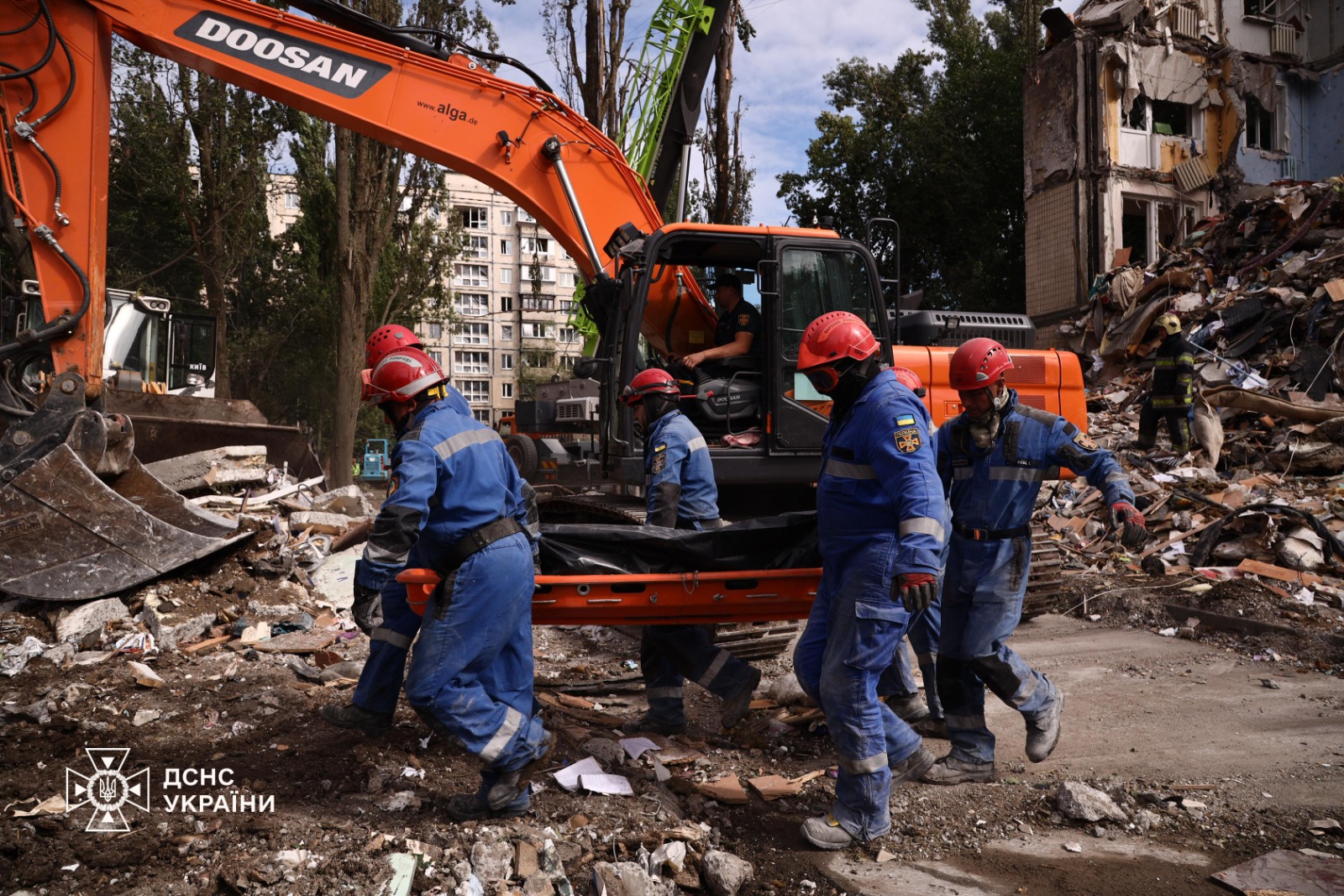 У Києві підтвердили 11 загиблих внаслідок нічної атаки