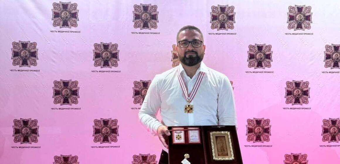 Лікаря з Вінниччини відзначили Орденом Святого Пантелеймона
