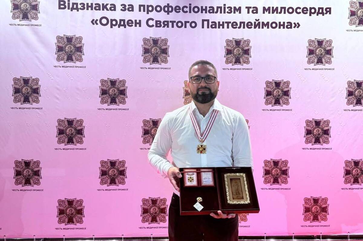 Лікаря з Вінниччини відзначили Орденом Святого Пантелеймона
