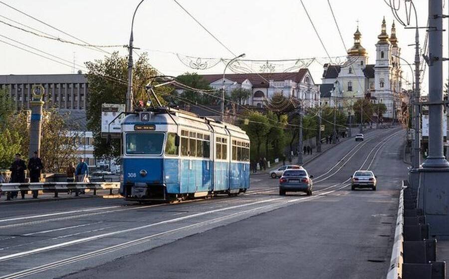 Поліція пояснила, чи дозволено перетинати мости у Вінниці під час комендантської години