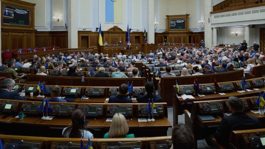 Рада проголосувала за закон про повернення повноважень НАБУ і САП